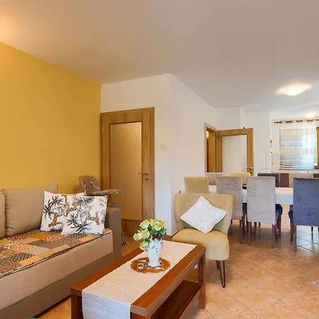 Villa By Guide